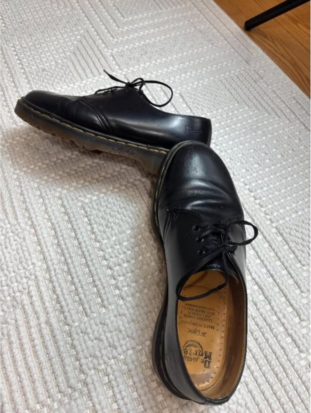 Vintage Dr. Martens England Black Leather Derby Shoes US 9